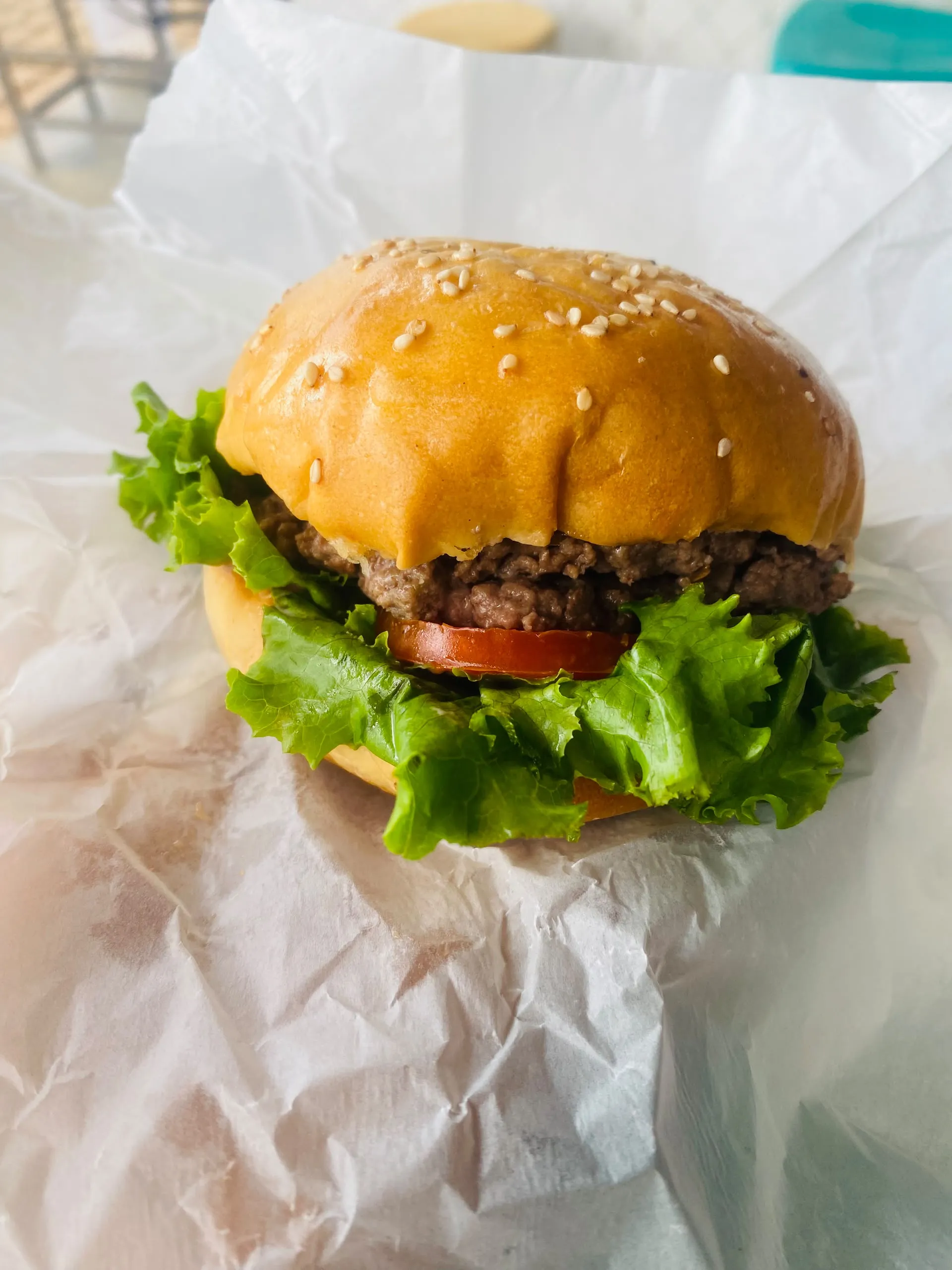 Gourmet Beef Burgers with Fresh Lettuce & Tomato